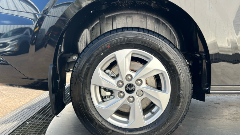 Ford Transit Custom E-320 L1 Rwd 100kW 65kWh H1 Van Limited Auto